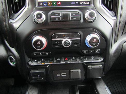 Used 2019 GMC Sierra 1500 AT4 w/ AT4 Premium Package image 21