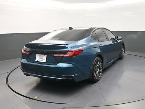 Used 2026 Toyota Camry XSE AWD/4WD image 10