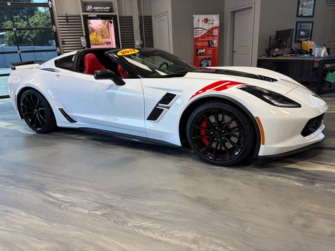 Used 2017 Chevrolet Corvette Grand Sport RWD image 29