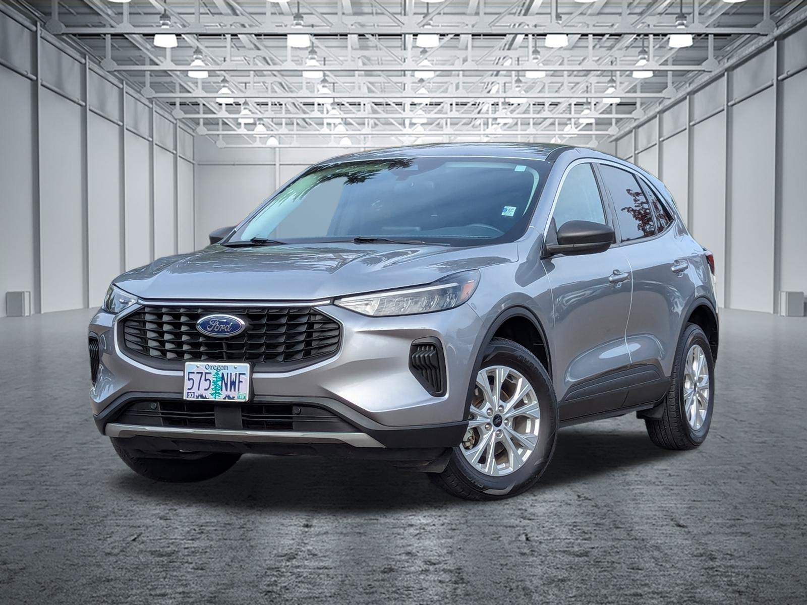 Used 2024 Ford Escape Active AWD/4WD image 1