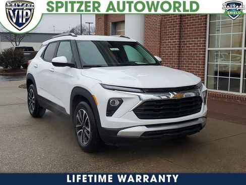 New 2025 Chevrolet TrailBlazer LT w/ LT Cold Weather Package image 1