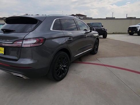 Used 2022 Lincoln Nautilus Reserve FWD image 8