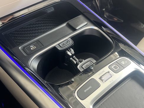 Certified 2025 Mercedes-Benz GLA 250 image 42