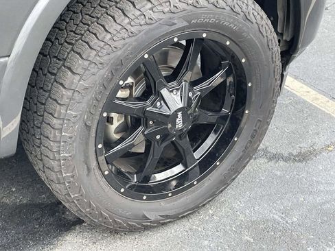 Used 2019 Ford F150 XLT w/ Equipment Group 302A Luxury image 6