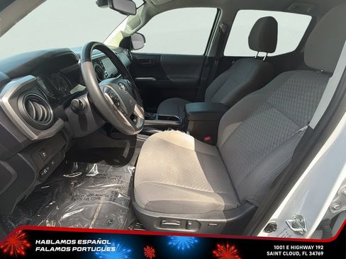 Used 2023 Toyota Tacoma SR5 w/ Technology Package RWD image 12