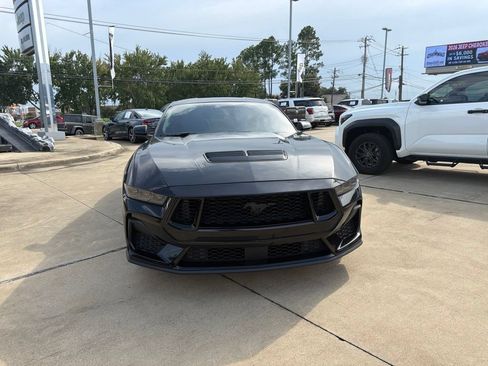 Used 2024 Ford Mustang GT RWD image 3