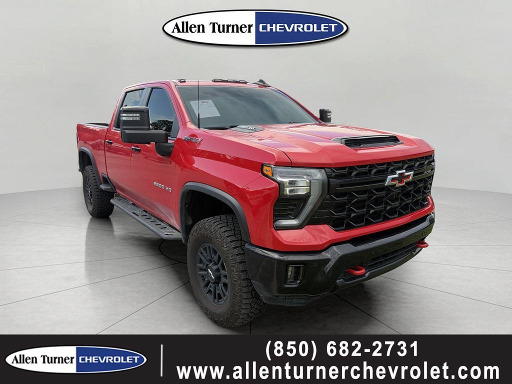 Used 2025 Chevrolet Silverado 2500 ZR2 w/ Technology Package AWD/4WD image 1