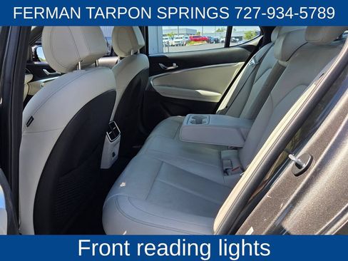 Used 2025 Genesis G70 2.5T RWD image 15
