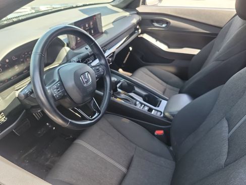 Used 2024 Honda Accord Sport image 3