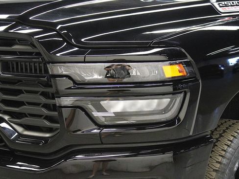 New 2026 RAM 2500 Big Horn AWD/4WD image 42