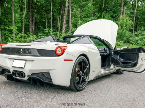Used 2015 Ferrari 458 Spider RWD image 23