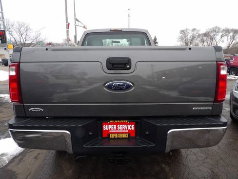 Used 2014 Ford F250 XL w/ Power Equipment Group image 4