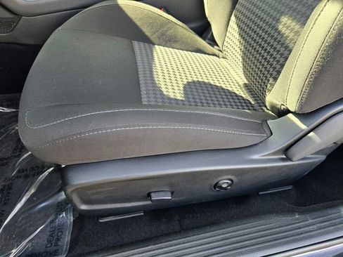 Used 2019 Dodge Challenger GT RWD image 11