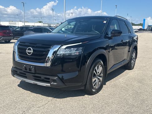 Certified 2023 Nissan Pathfinder SL AWD/4WD image 2
