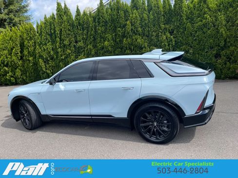 Used 2024 Cadillac Lyriq Sport AWD/4WD image 8