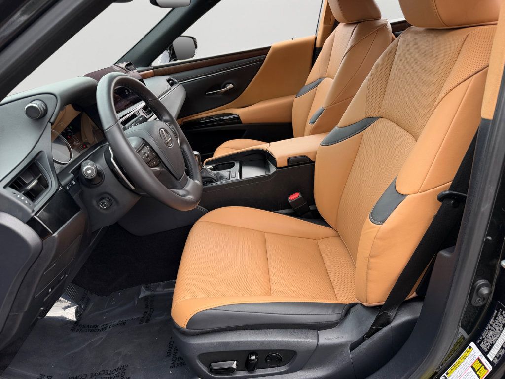 Certified 2024 Lexus ES 350 w/ Premium Package FWD image 15