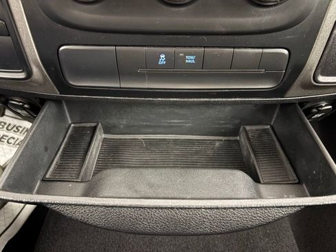 Used 2013 RAM 1500 Express image 25