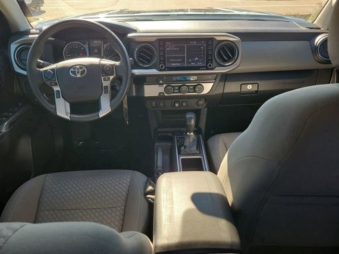Used 2022 Toyota Tacoma SR5 image 15
