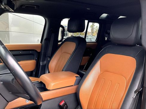 Used 2021 Land Rover Defender 110 X image 25