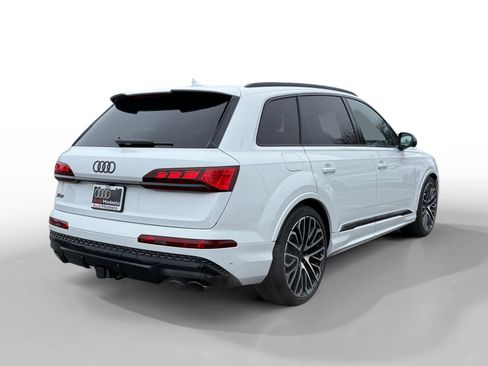 New 2026 Audi SQ7 Prestige image 5