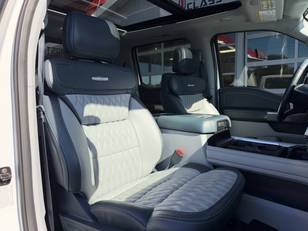 Used 2024 Ford F350 Limited w/ FX4 Off-Road Package AWD/4WD image 42