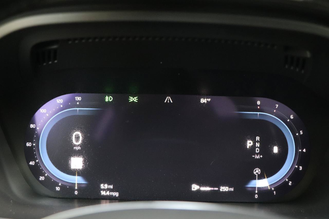 Used 2022 Volvo XC60 B5 Inscription w/ Advanced Package AWD/4WD image 13