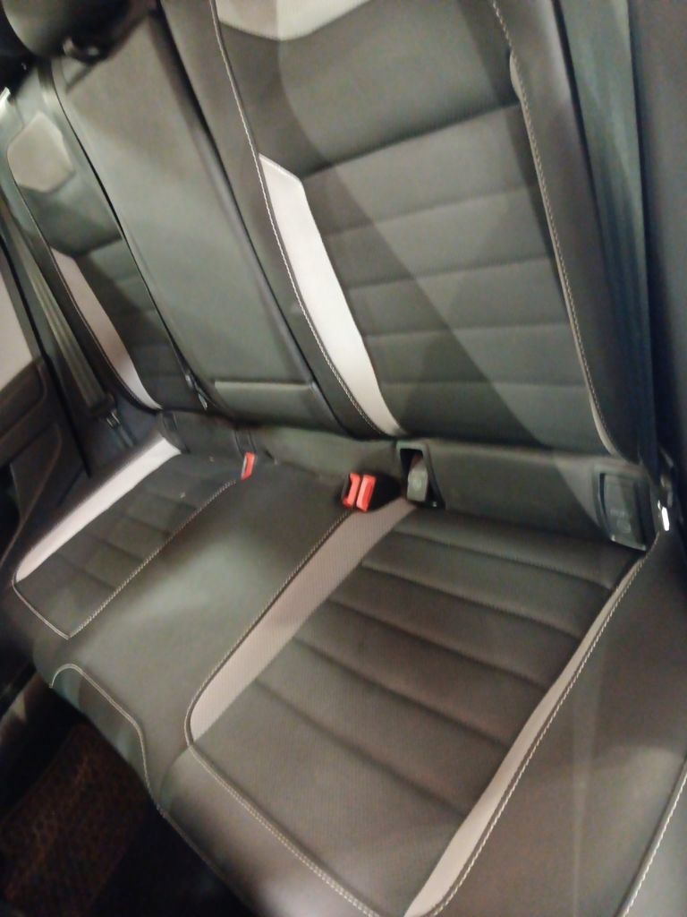 Used 2022 Volkswagen Taos SEL FWD image 6