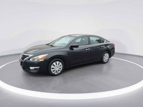Used 2015 Nissan Altima 2.5 S w/ Power Driver Seat Package image 4