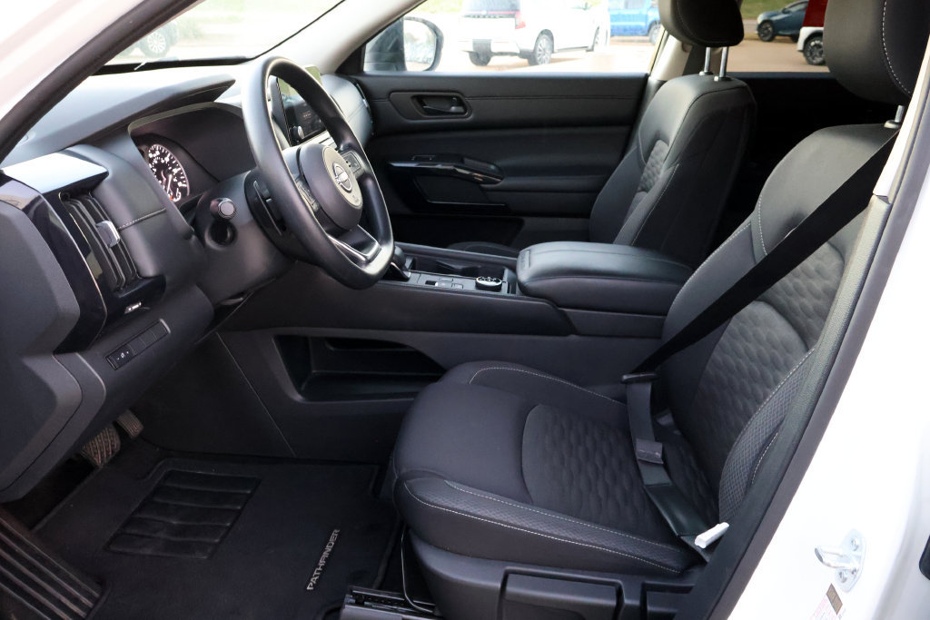 Certified 2024 Nissan Pathfinder S AWD/4WD image 18