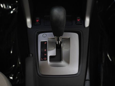 Used 2015 Subaru Forester 2.5i Premium w/ All-Weather Package image 17