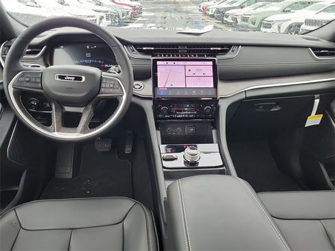 New 2025 Jeep Grand Cherokee L Limited w/ Trailer Tow Package image 25