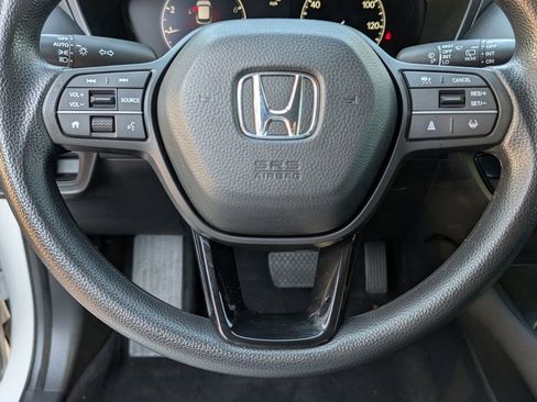 Used 2023 Honda HR-V LX image 4