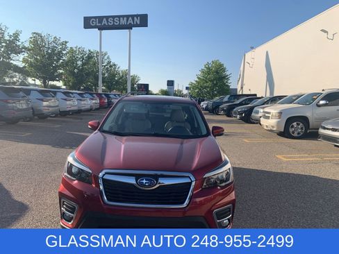 Used 2021 Subaru Forester Limited AWD/4WD image 1