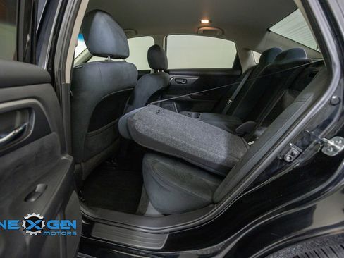 Used 2015 Nissan Altima 2.5 S w/ Power Driver Seat Package FWD image 27