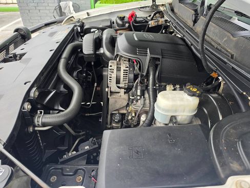 Used 2013 Chevrolet Silverado 1500 LT AWD/4WD image 49