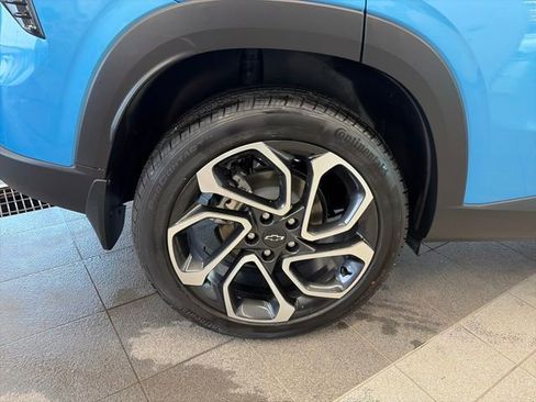 Used 2025 Chevrolet Trax RS w/ Driver Confidence Package image 63