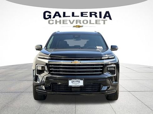 New 2026 Chevrolet Traverse High Country image 3