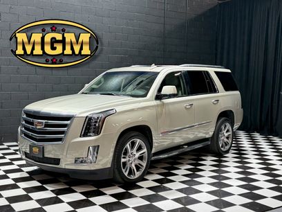 Used 2015 Cadillac Escalade Luxury