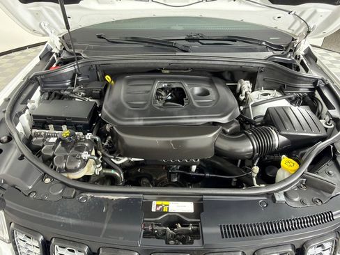 Used 2018 Jeep Grand Cherokee Altitude image 28