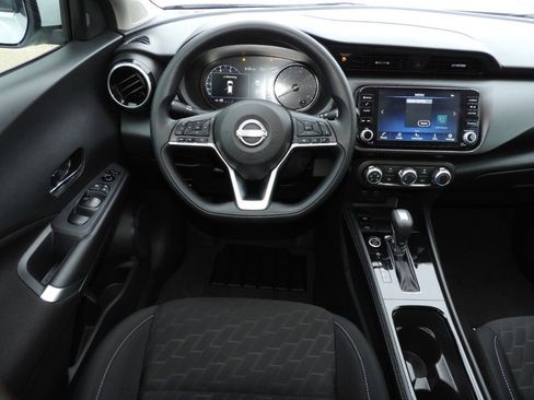 Used 2024 Nissan Kicks SV FWD image 21