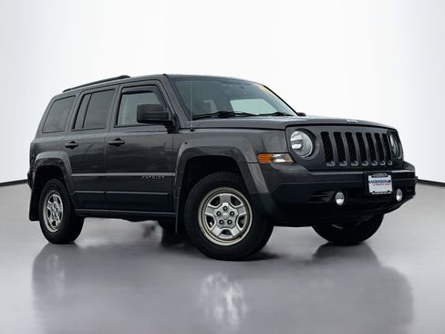 Used 2016 Jeep Patriot Sport w/ Power Value Group image 1