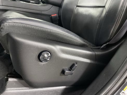 Used 2018 Jeep Grand Cherokee Limited w/ Luxury Group II image 20