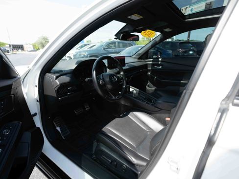 Used 2024 Honda Accord Sport image 8