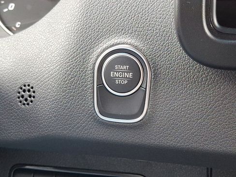 Used 2024 Mercedes-Benz Sprinter 2500 image 24