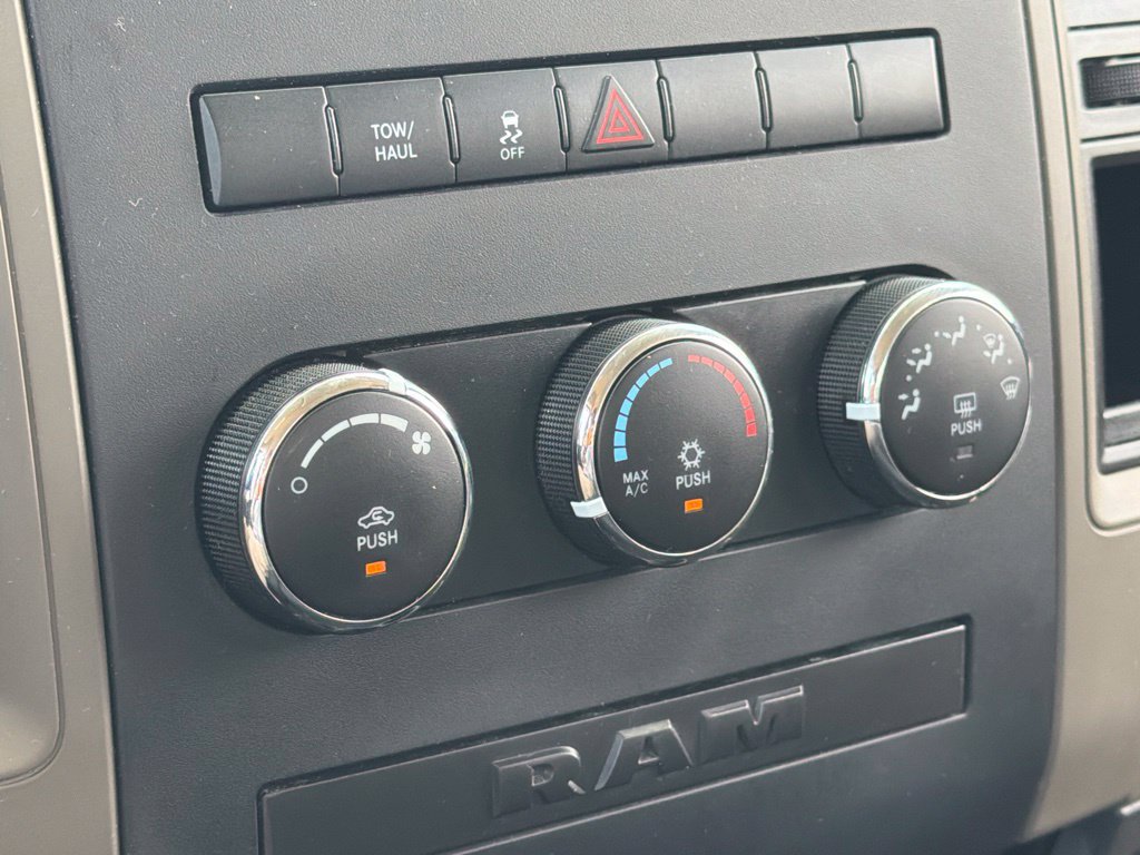 Used 2012 RAM 1500 Express AWD/4WD image 27