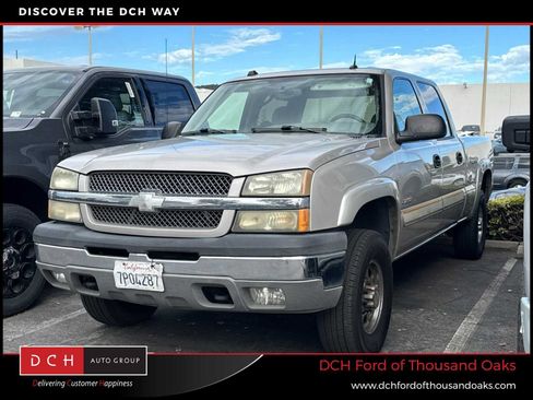 Used 2004 Chevrolet Silverado 2500 LT RWD image 1