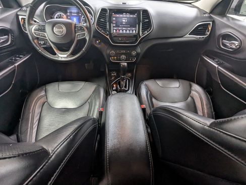 Used 2019 Jeep Cherokee Limited AWD/4WD image 23