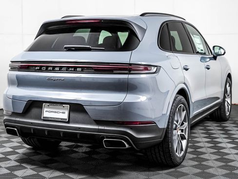 New 2026 Porsche Cayenne AWD/4WD image 10