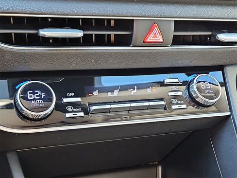 Used 2023 Hyundai Sonata SEL image 15