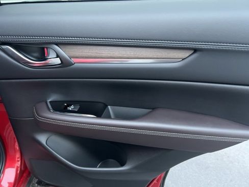 New 2025 MAZDA CX-5 Signature image 35